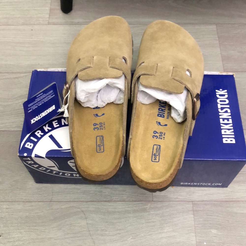 Thick-soled, wear-resistant narrow brown Birkenstock shoes given by a friend - Picture 5 of 6